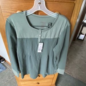 Safari Adventures Thermal Top.